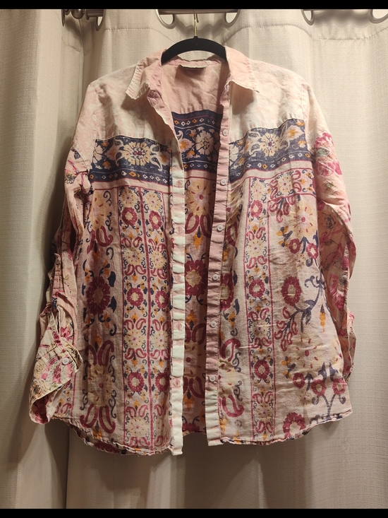 Vintage Goa Tops - Vintage Goa XL Pink Paisley-Accent Button Front Shirt